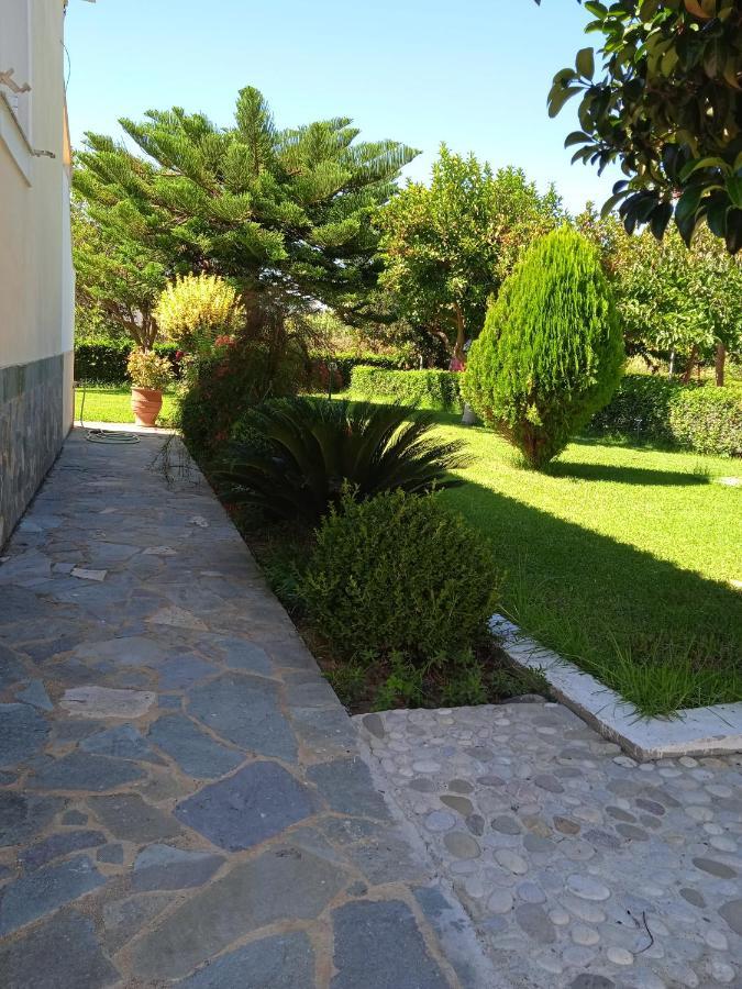 Apartamento Katerina House Finikounta Exterior foto